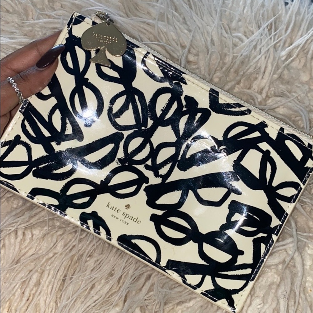 kate spade small pouch